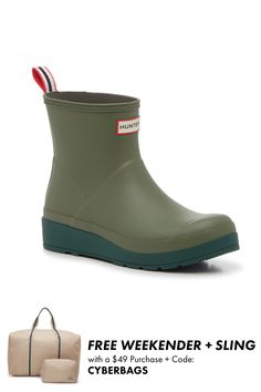 HUNTER-Original Play Short Rain Boot - Women's Travel across sleek sidewalks in a simple style with the Original Play Short rain boots from Hunter. This waterproof pair features a traction sole for sturdy steps and a low wedge for a hint of height. Featuring an on-trend matte hue that seamlessly matches with a variety of different looks. Click here for Boot Measuring Guide. Short Rain Boots, Womens Rain Boots, Low Wedges, Rain Boot, Moss Green, Hunter Boots, Female Travel, Simple Style, Rain Boots