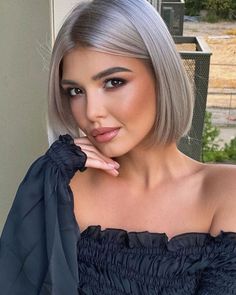 Grey Hair Wig, Hair Colour Design, Chin Length Haircuts, Cheap Human Hair Wigs, Long Human Hair Wigs, Colored Hair Extensions, How To Cut Bangs, Straight Hair Extensions, Chin Length