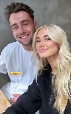 Couples Blonde Hair, Harry Jowsey And Rylee Arnold, Rylee Arnold And Harry Jowsey, Kenzie Ziegler Blonde Hair, Bleached Blonde Hair Aesthetic, Madelyn Clone Blonde Hair, Tiktok Girlies Blonde