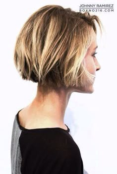 Groovy Hairstyles, Cropped Bob, Messy Bob Hairstyles, Messy Bob, Short Straight Hair, Bob Hair, Penteado Cabelo Curto, Short Blonde, Short Cut