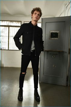 Felix Gesnouin, Pop Punk Outfits, Post Punk Fashion, Punk Outfits Men, Style Outfits Men, Punk Fashion Men, Punk Style Men, Punk Style Outfits, Pop Punk Fashion