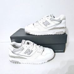 Wmn 6.5/Men 5 New With Box Box Has Slight Damage Bbw550bb Old New Balance Shoes, New Balance White Modern Sneakers, Modern White New Balance Sneakers, New Balance 550 Gray, Shoes New Balance, Christmas Clothing, New Balance Shoes, Grey Color, Christmas Outfit