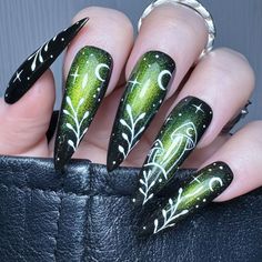 Edgy Easter Nails, Love Potion Nails, Elven Nails Designs, Nails One Design, Magpie Nails Art, Forest Witch Nails, Witchy Summer Nails, Summer Witch Nails