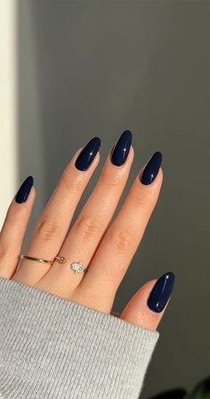 Dark Blue Nails, Simple Fall Nails, Nail Colors Winter, Smink Inspiration, Makijaż Smokey Eye, Blue Nail, Classy Nails, Chic Nails