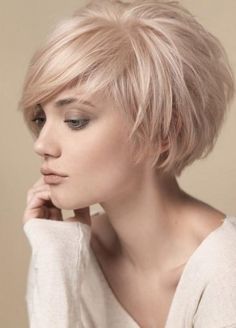 Short Cropped Hair, Layered Bob Haircuts, Blonde Bob Hairstyles, Crop Hair, Modern Haircuts, Short Wavy Hair, Penteado Cabelo Curto, Short Hairstyle, Haircuts For Fine Hair