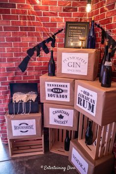 Diy Speakeasy, 20s Speakeasy, Peaky Blinders Party, Entrance Decor Ideas, 1920 Party