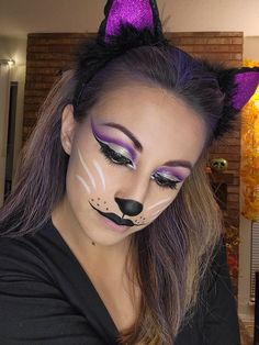 Simple Black Cat Makeup Halloween, Adult Cat Makeup Halloween, How To Paint A Cat Face, Kids Cat Makeup Halloween, Cat Makeup Halloween Kids, Simple Cat Face Paint, Black Cat Makeup Halloween, Black Cat Halloween Makeup, Cat Makeup Halloween Pretty