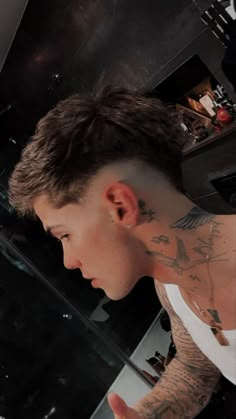 Victor Perez, Mohawk Hairstyles Men, Faded Hair, Short Hair Undercut