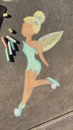 Chalk Design, Chalk Wall, Chalkboard Drawings, Sidewalk Chalk Art, Sidewalk Art