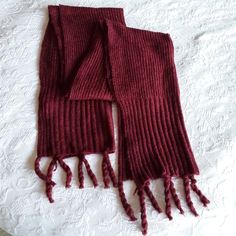 Squishy Rib-Knit Body With 4-Inch Twisted "Noodle" Fringe At Ends 78" Long (Including Fringe) By 17" Wide Use It As A Wrap Or Fold In Half To Make A Luxuriously Long Scarf Flattering Shade Of Red Wine Immaculate Gift-Worthy Condition, Brand New With Tags Attached Originally $32 Red Scarf Winter, Fringe Blanket, Cowl Neck Scarf, Knitted Cowl Scarves, Fall Scarf, Cable Knit Scarf, Poncho Wrap, Shade Of Red, Boho Scarfs