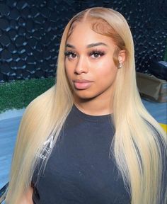 Toned Blonde Hair, Girl Hair Colors, Colored Curly Hair, Beautiful Natural Hair, Hair Ponytail Styles, Ponytail Styles, Hair Inspiration Color