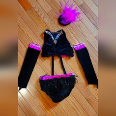 Gorgeous Custome Made Dance Costume Sz As. Black And Hot Pink Adorned With Swarovski Crystals. Excellent Condition All Beading In Tact. Makes A Great Jazz Costume. Black And Hot Pink, Jazz Costumes, Hot Pink Color, Dance Costume, Dance Costumes, Kids Costumes, Swarovski Crystals, Beading, Hot Pink