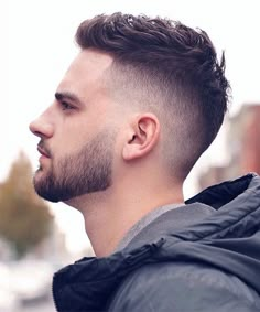 Crew Cut Hair, Trendy Mens Hairstyles, Round Face Men, Mens Summer Hairstyles, Beard Fade, Stylish Short Haircuts, Corte De Cabelo Masculino