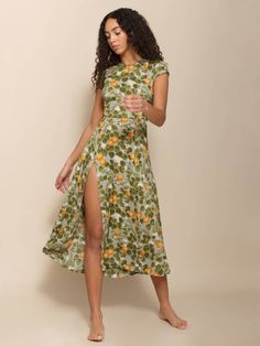 Teri Ore, Career Outfits, Wrap Dress Short, Minute Maid, Casual Short Sleeve Dress, Boho Midi Dress, Tropical Dress, Drawstring Dresses, Chiffon Midi Dress