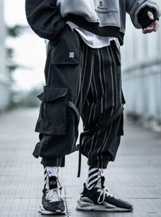 Casual Joggers, Danny Phantom, Japanese Streetwear, Mens Fashion Casual Outfits, Mens Pants Fashion, Hip Hop Streetwear