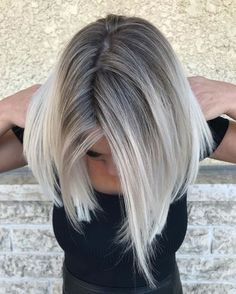 Cool Balayage, Purple Shampoo For Blondes, Blonde Hair With Roots, Balayage Blonde, Blonde Hair Shades, Blonde Hair With Highlights