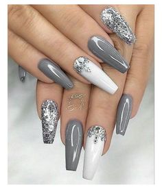 Elegant Winter Nails Classy, Summer Nails Art, Summer Nails 2024, 2024 Inspiration, Fancy Nails Designs, Winter Nails Acrylic, Stylish Nails Designs, Beige Nails, Nails Design With Rhinestones