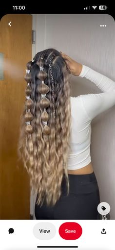 Bubble Braids With Crimped Hair, Karol G Inspired Hairstyles, Festival Updos For Long Hair, Karol G Makeup Ideas, Karol G Concert Nail Ideas, Bichota Hairstyle, Hairstyles For Karol G Concert, Karol G Hairstyles Ideas Concert