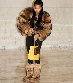 Baddie Outfits Ideas, Fur Clothing, Brown Girl, Fashion Gallery, Cute Everyday Outfits, Cool Street Fashion, Feminine Look, Fashion Killa, Cute Casual Outfits