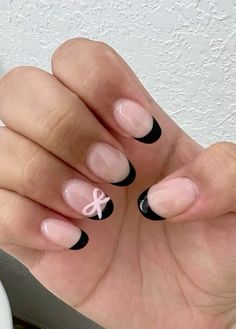 vanilla girl, clean girl, clean girl inspo, vanilla girl inspo, aesthetic, aesthetic clean girl, aesthetic vanilla girl, coconut girl, moodboards, summer, summer inspo, summer outfits, summer aesthetic, beach, sunset aesthetic, nail, nails, nail inspo, summer nails, fall nails, preppy nails, nail inspo cute, aesthetic nail inspo... Teen Nails, Nagel Tips, Summery Nails, Girly Acrylic Nails, Cute Gel Nails, Soft Nails, Short Acrylic Nails Designs, Dream Nails, Fire Nails