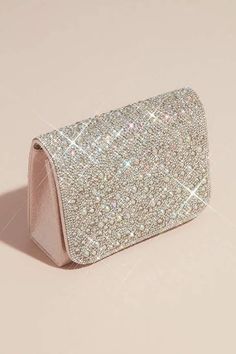 Bridal Clutch Purse, Bridal Clutches, Dress Sparkle, Purse Trends, Baby Pink Nails, Evening Accessories, Clutch Bag Wedding, Flavored Lip Gloss, Pink Perfume