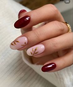 Burgundy And Gold Nails Short, Maroon Nails With Gold, Maroon Nail Designs, Maroon Nail, Nails 23, Luv Nails, Kutek Disney, Wine Nails, Thanksgiving Nail Designs