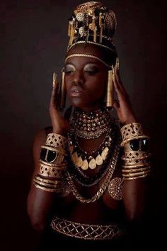 Ethno Style, Afrikaanse Kunst, Afrikaanse Mode, African Queen, Afro Punk, African Jewelry, African Culture, African Beauty, African Inspired