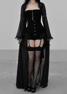 Vampire Clothes, Victorian Goth, Alt Fashion, Gothic Outfits, Goth Outfits, Alternative Outfits, Dark Fashion