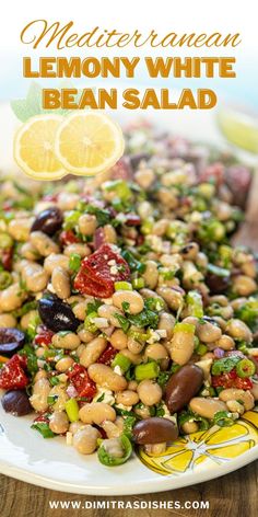 A fresh, healthy, and easy-to-prepare salad with tons of flavor: Mediterranean lemony white bean salad Lemony White Bean Salad, Mediterranean Recipes Healthy, Mediterranean Diet Recipes Dinners, Mediterranean Diet Meal Plan, White Bean Salad, Easy Mediterranean Diet Recipes, Dinner Recipes Easy, Bean Salad Recipes, Best Salad Recipes