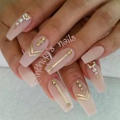 @_tinti_ #coffinnails #ballerinanails #mattenails #matte #gold #24k #hudabeauty #naturalnails #simplenails #elegante #badassnails #nailguru #bestnails #nailsonfleek #nailsonpoint #glitternails #glitter #badaf #blingnails  #nails  #barbienails #barbie  #swarovsky #swarovskynails #acrylicnails #acrylic #instanails  #nailporn #cutenaildesigns  #cinthyasnails Her Nails, Ballerina Nails, Bling Nails, Cute Nail Designs, Fancy Nails, Nail Polishes, Matte Nails, Rhinestone Nails