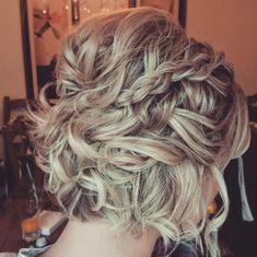 Short Hair Wedding, Hairstyles Photos, Fun Hairstyles, Short Hair Up, Curly Wedding Hair, Fabulous Hair, Blonde Curly Hair, Wedding Hair Styles