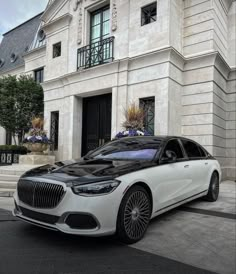 Mercedes Suv, Cladding Design, Luxurious Cars, Lux Cars, Mercedes Maybach, Exotic Sports Cars, Mercedes Benz Cars