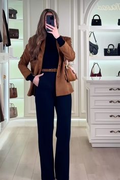 #combination #combo #ootd #ootdinspo #ootdbloggers #fashion #fashionista #fashioninspiration #fashioninfluencer Brown Combo Outfit, Old Money Style Winter, Rich Women Outfits, Wardrobe Renovation, Stylish Jeans Outfit, Outfits For Casual, Suits And Sneakers, Workwear Outfits, Outfit Office