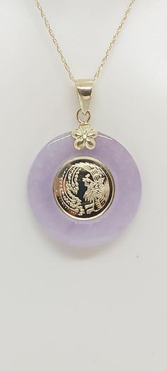 DRAGON Lavender Jade 14K Yellow Gold 18" ROPE Chain pendant. 20x 20mm Lavender Jade 14K YG Dragon character in the center for LAVENDER Jade lover. -Product Info: - Stone: Lavender Jade.  - Stone Measures: 20mm x 20mm Lavender Jade. - Pendant Measures: 30x20mm - Metal: 14k Solid Gold. - Chain Length: 18 Inches Rope Chain. - Nice Gift Box Included Jade Necklaces, Dragon Character, Lavender Jade, Jade Pendant Necklace, Purple Jade, Jewelry Accessories Ideas, Jade Necklace, Jewelry Clothes, Jade Jewelry