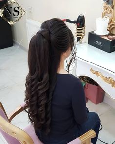 Long Hair Styling Ideas, Long Hair Styles Ideas, Technology Devices, Hottest Hairstyles, Hair Styles Ideas, Peinados Hair Styles, Quince Hairstyles