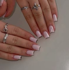 White Acrylic Nails, Work Nails, Colored Acrylic Nails, Pretty Gel Nails, Classy Acrylic Nails, Neutral Nails, Birthday Nails, Classy Nails, Short Acrylic Nails