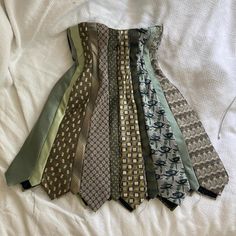 Dress Made From Ties, Skirt Made Out Of Ties, Top Made From Ties, Dress Made Of Ties, Top Made Out Of Ties, Tie Diy Ideas, Tie Skirt Diy, Diy Matching Set, Recycled Sewing Projects