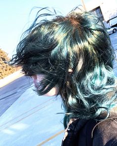 hair, blue hair, alt Brown Hair With Blue Undertones, Frosted Tips Hair, Blue Brown Hair, Dark Blue Hair, Hair Stuff, Hair Inspo Color, Green Hair, Blue Hair