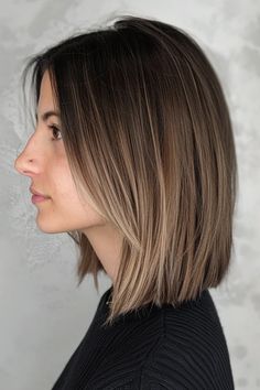 Shoulder Length Haircut With Face Framing, Thick Hair Shoulder Length Haircut, Textured Lob Straight Hair, Chin Length Bob With Curtain Bangs, Bob With Face Framing, Inverted Bob Hairstyles For Fine Hair, Bobs For Thick Hair, Clavicut Hair, Short Stacked Hair