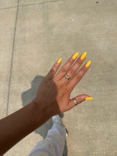 Mango Yellow Nails, Yellow Nail Color Ideas, Dark Yellow Nails Acrylic, June Almond Nails Ideas, Bright Color Almond Nails, Yellow Sunshine Nails, Yellow Nails Brown Skin, Solid Yellow Nails, Summer Nails 2024 Solid Color