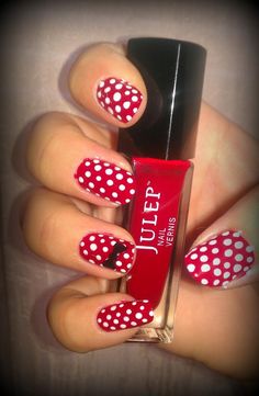 Fan Nail of the Day: Minnie Mouse featuring Molly and Kate by Nicole Fan Nails, Hot Nails, Fabulous Nails, Cute Nail Designs, Mani Pedi