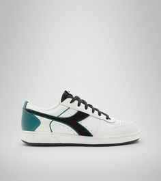 Sports shoes - Unisex Line At, Sports Shoes, Clothing And Accessories, White And Black, Sport Shoes, Online Store, Range, Sports, Sneakers