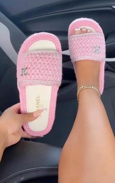 Vendors List, Chanel Slides, Trendy Shoes Sneakers, Pretty Shoes Sneakers, Shoes Outfit Fashion, Fresh Shoes, Hype Shoes, Girly Shoes, Aesthetic Shoes