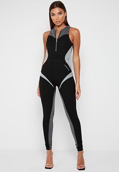 Black Jumpsuit Outfit, Suit Pin, Jumpsuit Outfit, Other Outfits, Sporty Outfits, Colour Block, Suit Fashion, White Fashion