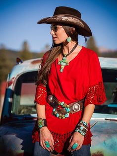 Luxury Concho Bracelets As Gift, Concho Belts, Bucking Horse, Moda Hippie, Wilde Westen, Fest Outfits, Country Fashion Women