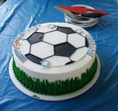 Soccer Themed Birthday Party, Soccer Birthday Party Ideas, Soccer Birthday Party, Soccer Cake, Soccer Birthday Parties, Soccer Birthday, Birthday Party Cake, Party Cake, Themed Birthday Party