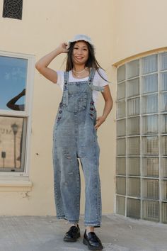 Vemeer Overalls-Washed Denim Flowy Overalls, Boutique Clothing Store, Childrens Clothing Boutique, Family Photo Outfits, Knee Length Dresses, Scrunchie Hairstyles, Long Blouse, Sweater Blouse, To Miss