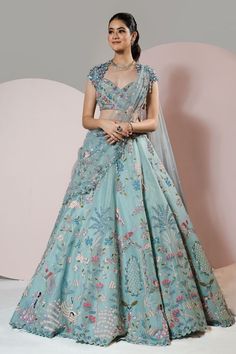 Blouse With Attached Dupatta, Pastel Blue Lehenga, Haldi Dress Ideas, Lehenga With Blouse, Floral Hand Embroidery, Indian Bridesmaid Dresses, Simple Lehenga, Latest Bridal Lehenga