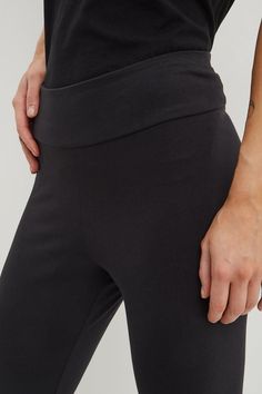 Upgrade your activewear with an elevated style or go for a sofa-worthy pair of basic leggings from our collection of women's leggings. With everything from denim jeggings to statement-prints, meet comfort that doesn't compromise on style. Style: Petite Basic Black Legging. Ideal for: Daywear. Model wears size UK 10 and is 5' 3" tall. Make-up & Fragrance: Primer (Estée Lauder, Futurist Aqua Brilliance Watery Glow Primer), Foundation (Estée Lauder, Futurist Hydra Rescue Moisturizing Foundation SPF45), Bronzer (Benefit Hoola Matte Powder Bronzer), Mascara (Benefit, They'Re Real Lengthening Mascara Jet Black 8.5g), Setting Spray (Urban Decay, All Nighter Setting Spray 118ml), Fragrance (Jimmy Choo Eau De Parfum Signature). All Nighter Setting Spray, Benefit Hoola, Glow Primer, Urban Decay All Nighter, Moisturizing Foundation, Powder Bronzer, Basic Leggings, Lengthening Mascara, Matte Powder