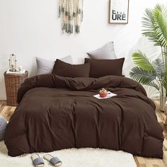 PRICES MAY VARY. 【HIGH QUALITY＆DURABLE CONSTRUCTION】 This solid brown comforter is filled with whole-piece superior microfiber, so this comforter is soft and durable. High quality fabric through unique printing and weaving technology makes this product resistant to fading, breathable and lightweight. 【3 Pcs Twin Comforter Sets】 1 x twin comforter (68" x 90'') and 2 x standard pillowcases (20" x 26"). 【ADD WARM TO YOUR HOME】 Available for all seasons. Simple Minimalism Solid Brown Style Comforter Dark Grey Bedding, Brown Comforter Sets, Brown Bedding, Brown Comforter, Farmhouse Bedding Sets, King Size Comforter Sets, Grey Comforter Sets, Grey Comforter, Colorful Comforter